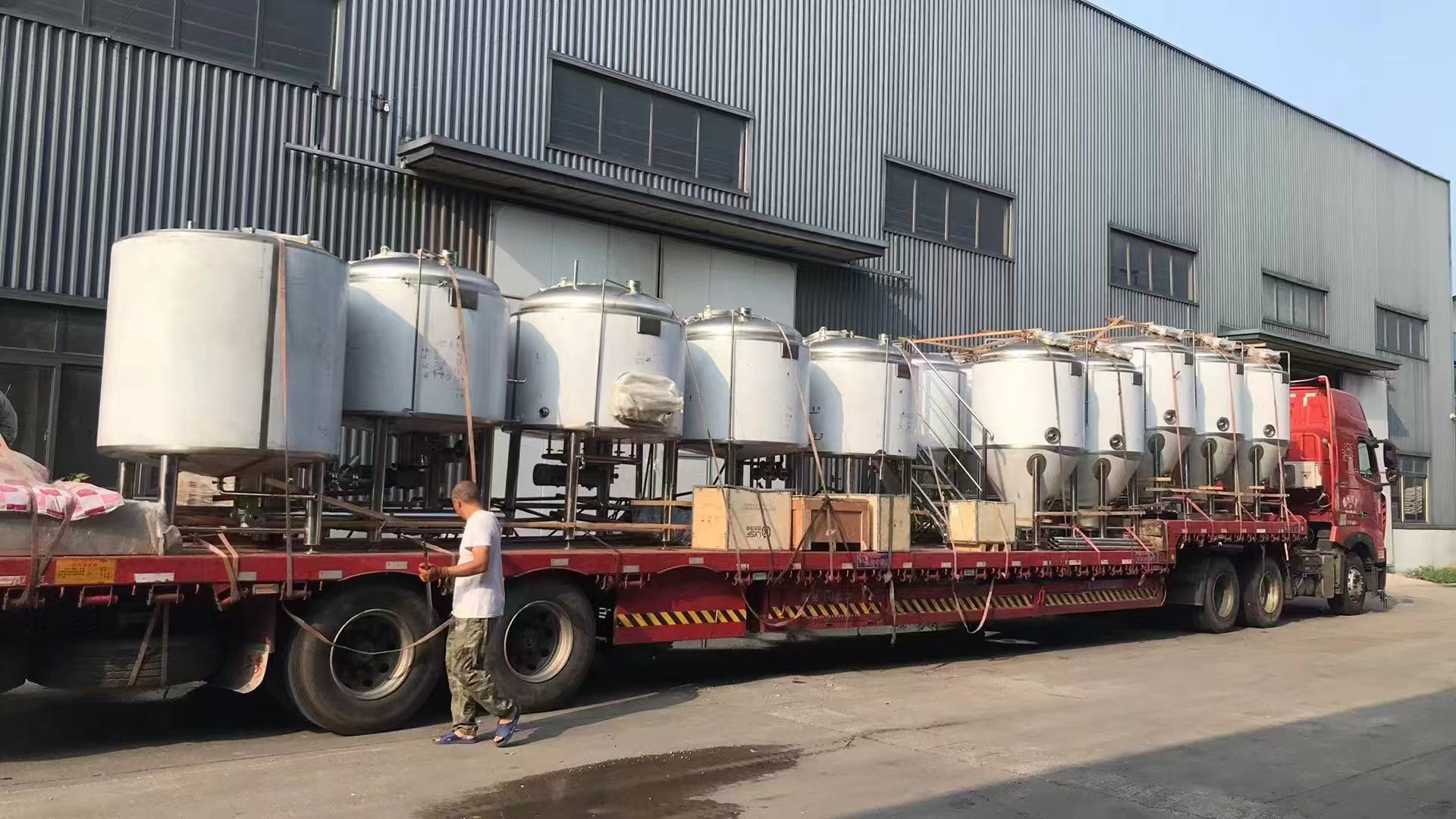 工业园区精酿啤酒设备厂—精酿啤酒设备